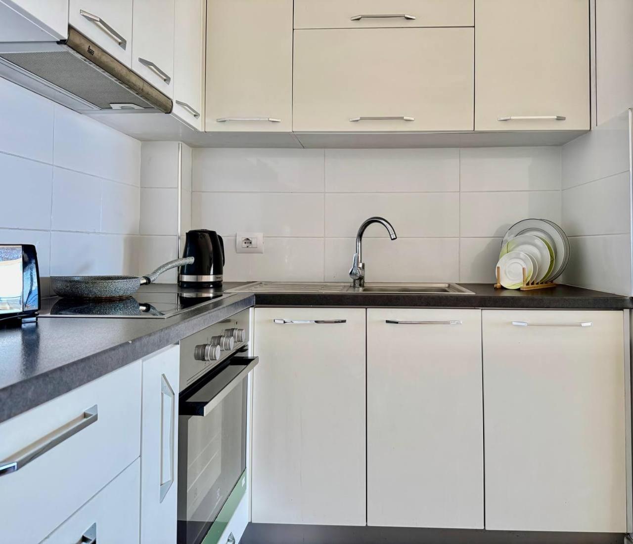 Morina Sea View Apartment Saranda Kültér fotó